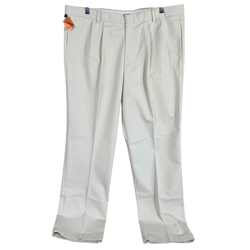 Dockers Go Khaki Stain Defender Pants Mens 40x34 Cream Pleated Cuffed Chinos NEW